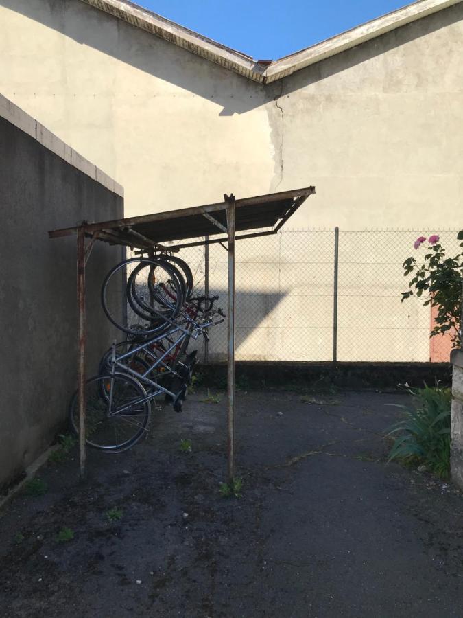 Un Petit Bout De Reve, Balcon, Parking & Proche Centre Apartment Annecy Bagian luar foto
