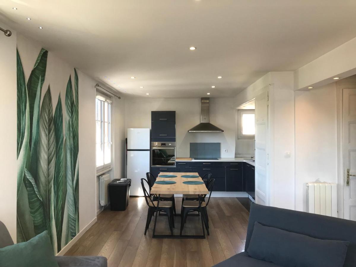 Un Petit Bout De Reve, Balcon, Parking & Proche Centre Apartment Annecy Bagian luar foto